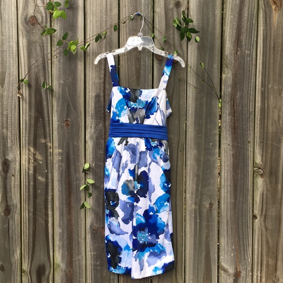 Blue&White Flower Patterned Dress - Picture 1 of 4